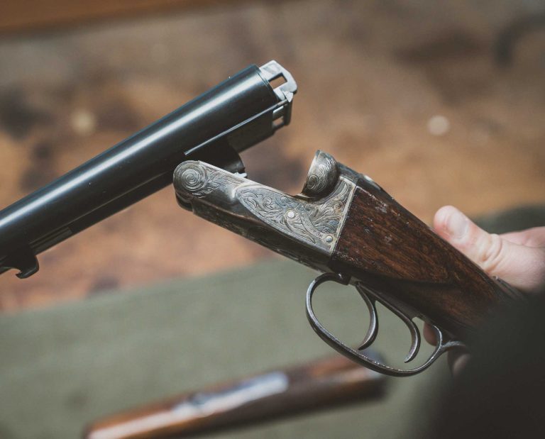Gregg Elliot breaks down a Fox boxlock shotgun.